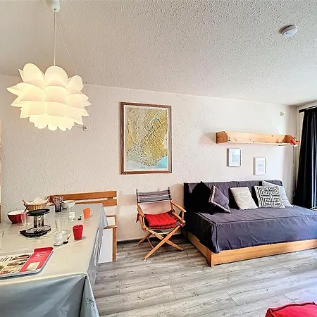 4/5 Pers. Pied Des Pistes, Balcon, Animaux Admis - Fr-1-267-211 *